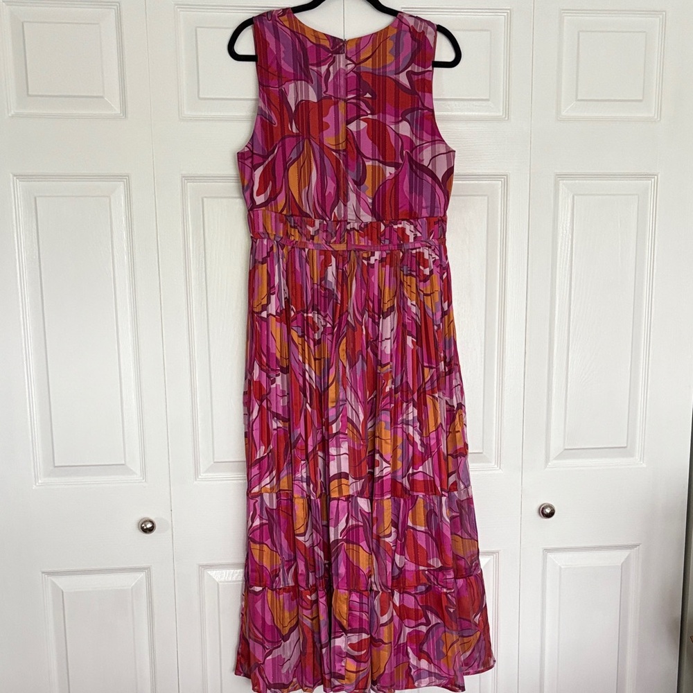 Sleeveless Pink Multi-Color Maxi Dress - Picture 6 of 6